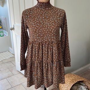 Brown Turtleneck Tunic with Blue and White Detail